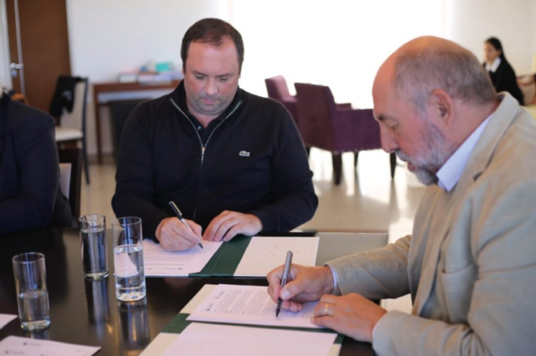 En Juana Koslay lanzan cursos de robótica y programación para estudiantes secundarios