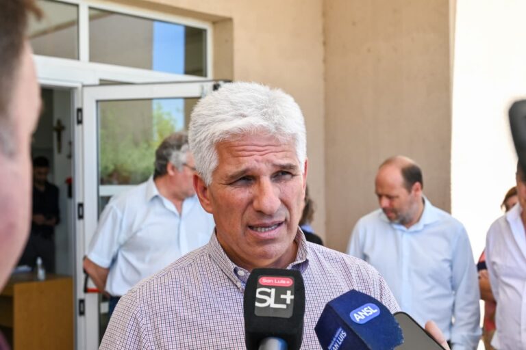 Poggi aseguró que Beazley será parte del programa provincial de viviendas