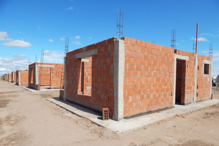Las viviendas de la capital alcanzaron un importante nivel de ejecución en obra gruesa