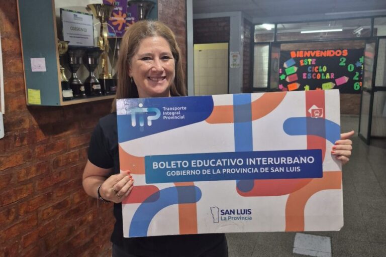 Entregaron tarjetas del BEI en Justo Daract, Fraga y Villa Mercedes