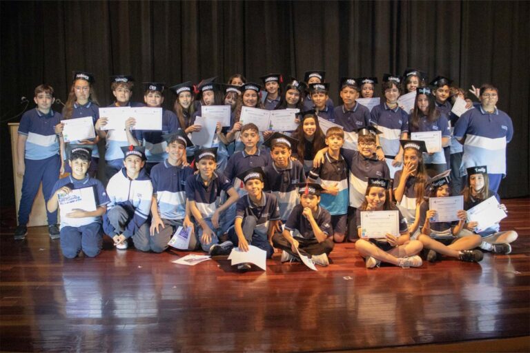 Los estudiantes de Andrómeda despidieron la primaria con un momento único y especial