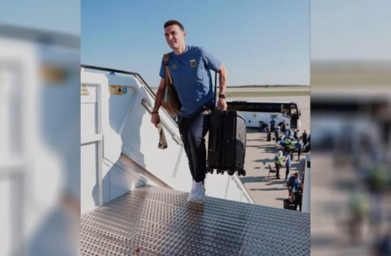 Los jugadores de la Selección argentina volvieron al país tras la derrota en la final del Mundial