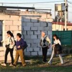 La larga espera de Huguito y su familia por la casa propia fue recompensada