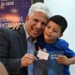 Primera entrega de escrituras del 2025: seguridad jurídica y tranquilidad familiar