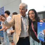 En 101 fotos: el reconocimiento a los jóvenes que recibieron la Beca al Mérito