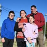 Poggi a un vecino de Fortuna: “Hoy formalmente comenzamos a construir tu casa”