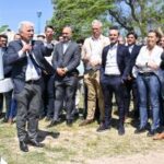 El Gobernador y la comitiva del CFI visitaron las estaciones pluviográficas del dique La Florida