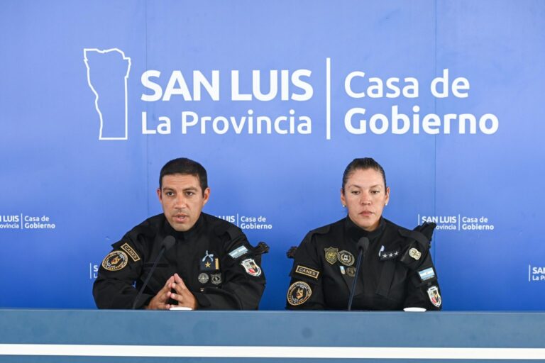 Tres binomios caninos de la provincia fueron certificados por la Dirección Nacional de Cinotecnia