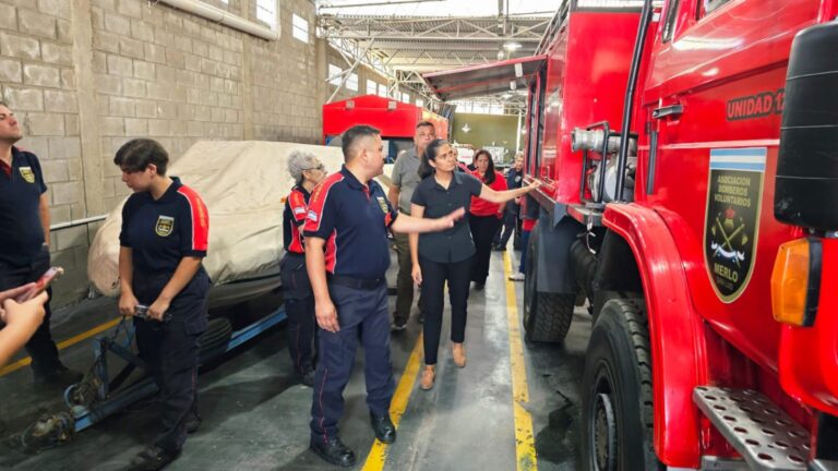 Avanzan en el fortalecimiento de los cuarteles de Villa de Merlo y Papagayos