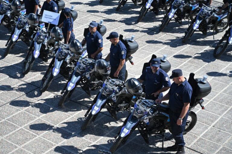 El Gobierno fortaleció el sistema de seguridad de la capital con nuevo equipamiento y movilidad