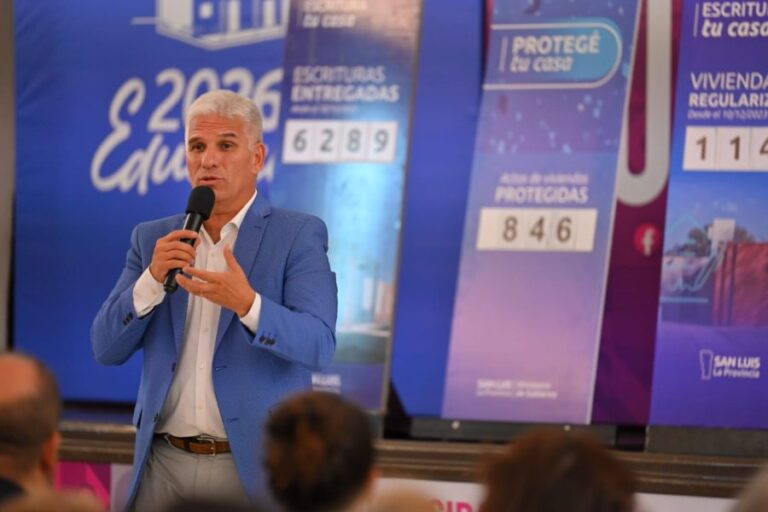 Más de 180 familias villamercedinas consiguieron la seguridad jurídica de sus hogares