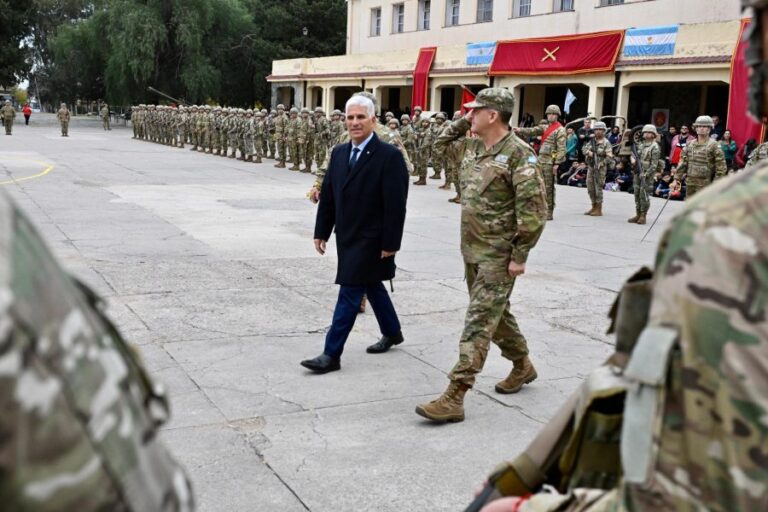 El Ejército Argentino festejó su aniversario abriendo su predio a miles de alumnos sanluiseños