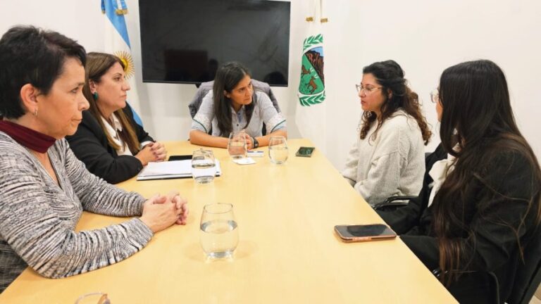 Autoridades de Nación y Provincia se reunieron con la madre de Guadalupe Lucero