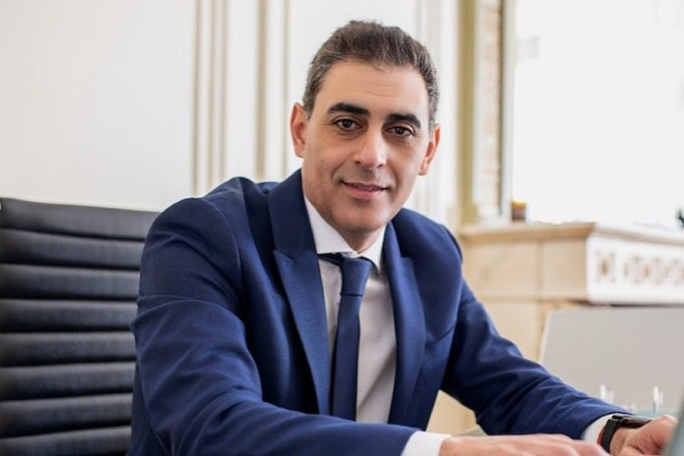 El intendente Hissa atendió inquietudes de vecinos del barrio Amppare