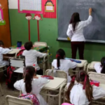 Salario docente: el Gobierno fijó el sueldo mínimo en $500.000 sin el aval de los gremios